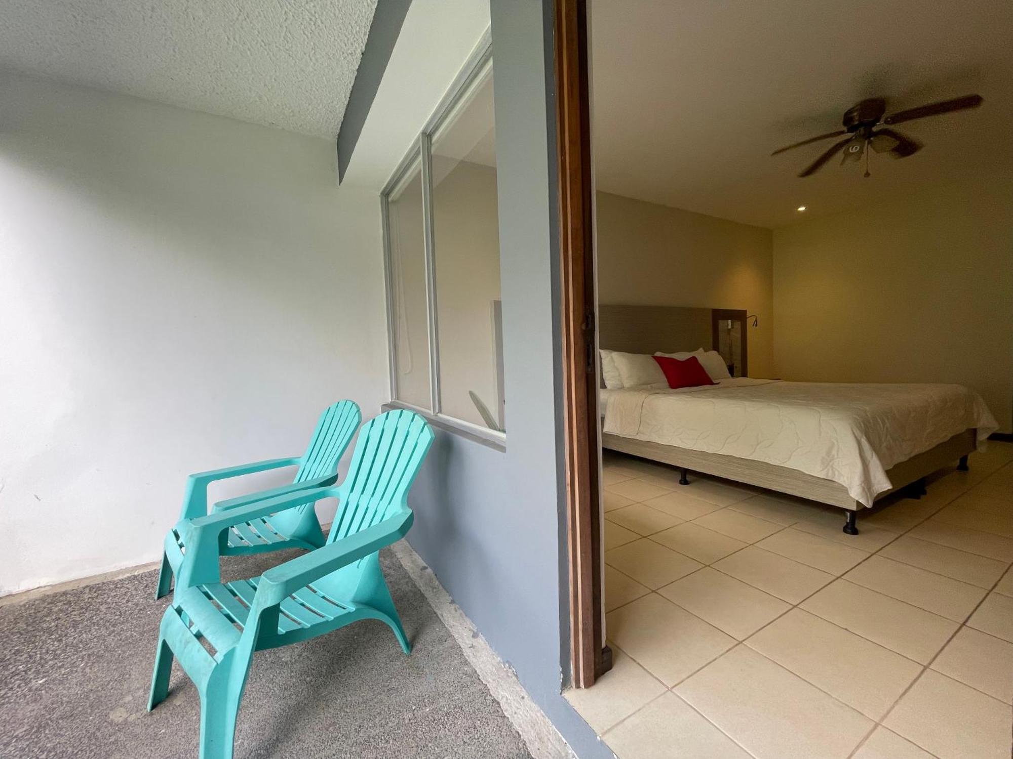 Puerto Azul Hotel 푼타레나스 외부 사진
