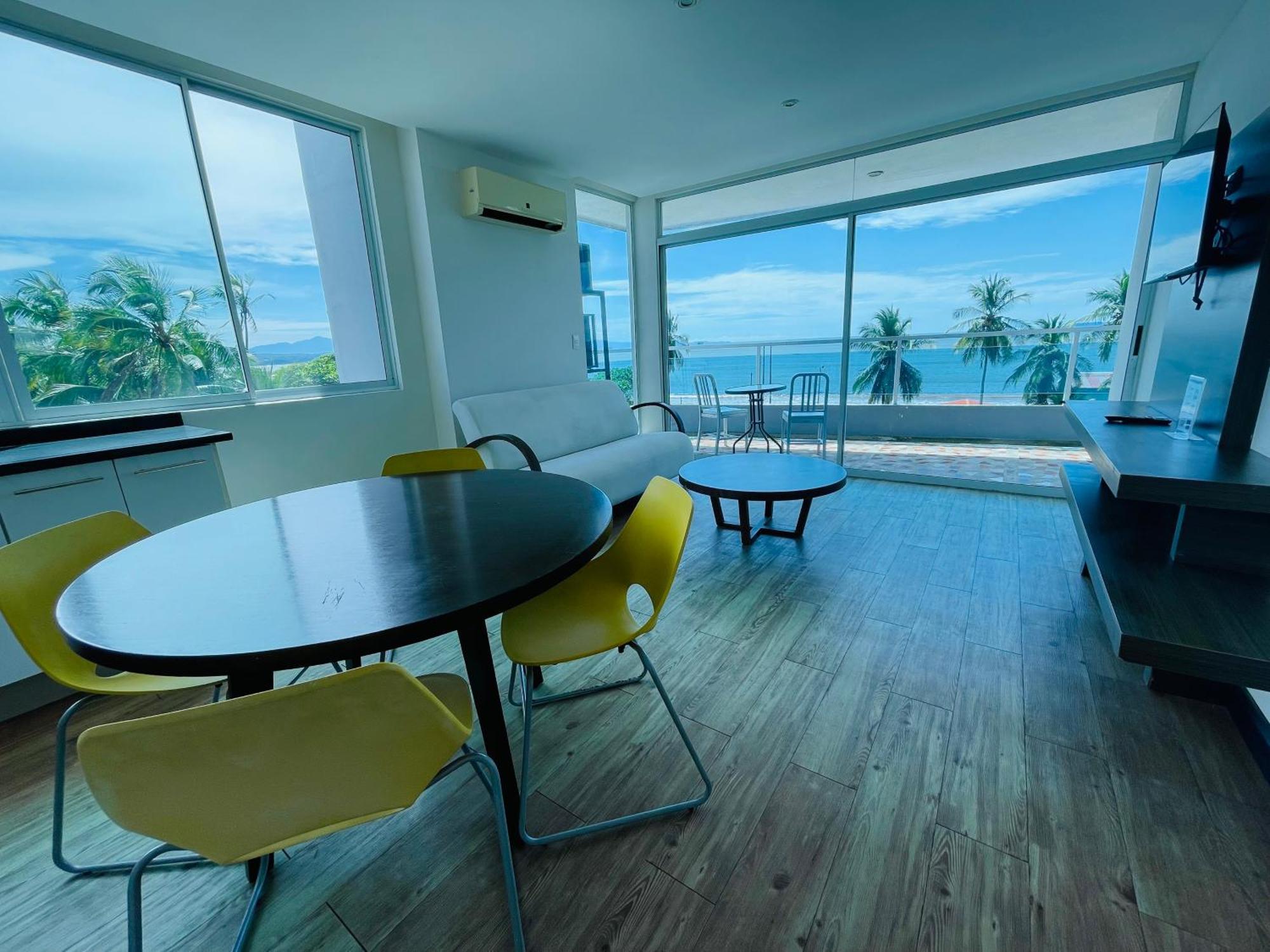 Puerto Azul Hotel 푼타레나스 외부 사진